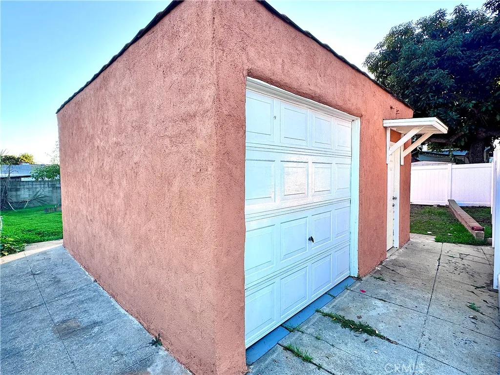 208 Sunset Ave, San Gabriel, California 91776 home-pic-18